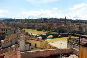 Florence vue sur lArno